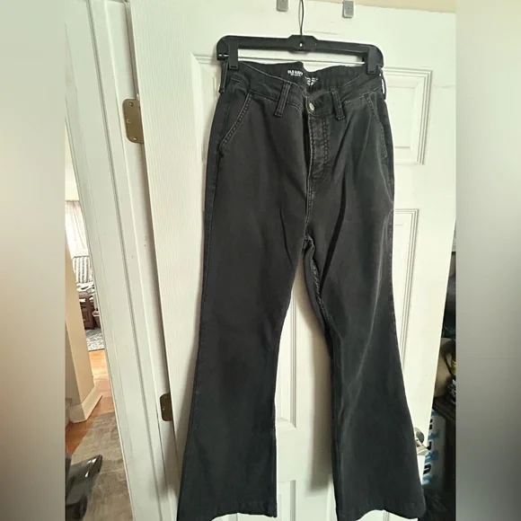 Old Navy Women's Dark Gray Flare Jeans - Picture 1 of 3